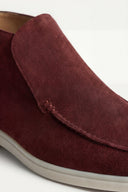 catalog-src:fbacf0db0702 Capri High Top Loafer Burgundy