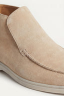 catalog-src:d11f58b43537 Capri High Top Loafer Beige