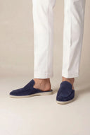 catalog-src:89689de10278 Navy Suède Yacht Mule